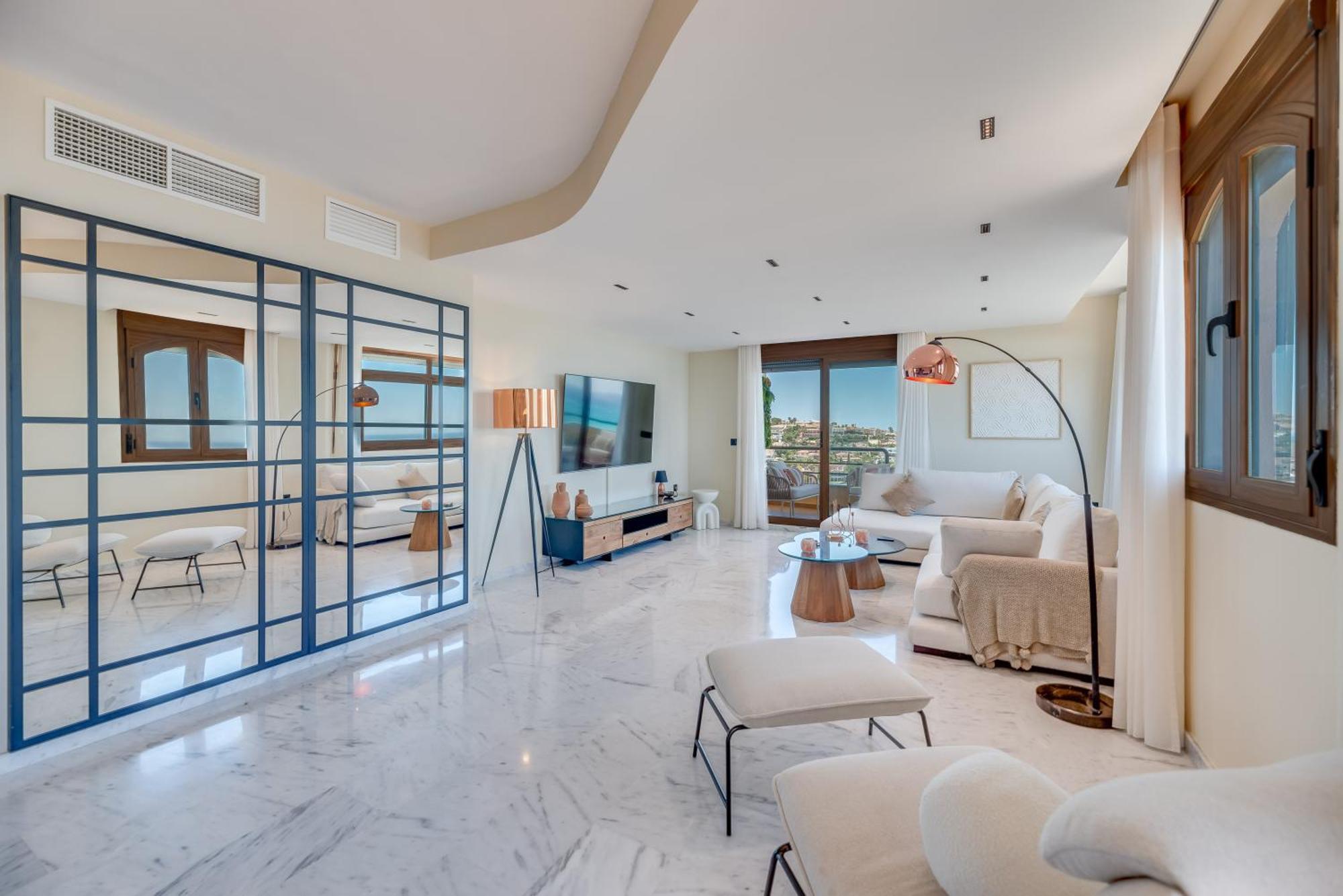 Luxury 4Bdr Penthouse With Sea Views Lägenhet Benalmádena Exteriör bild