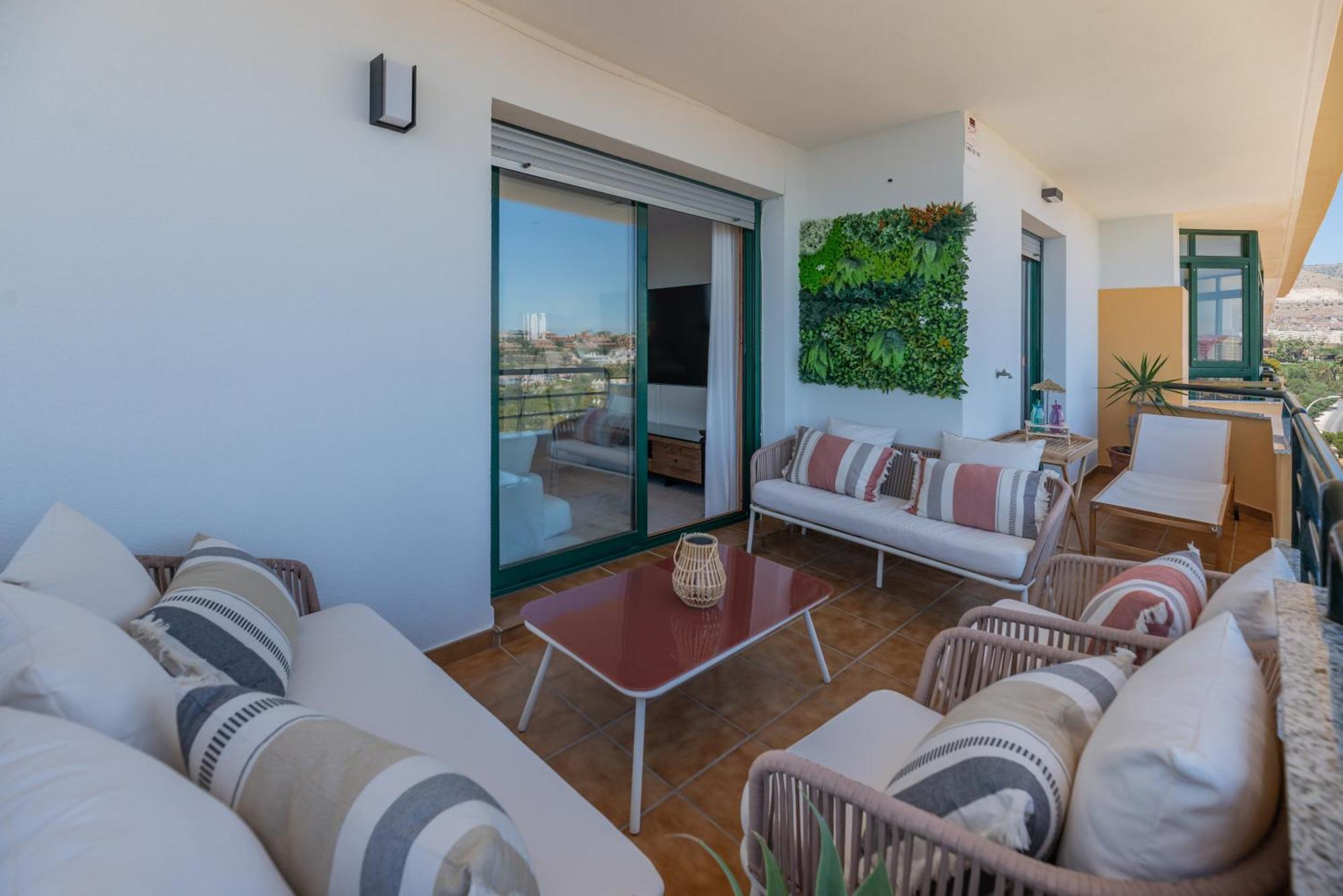 Luxury 4Bdr Penthouse With Sea Views Lägenhet Benalmádena Exteriör bild