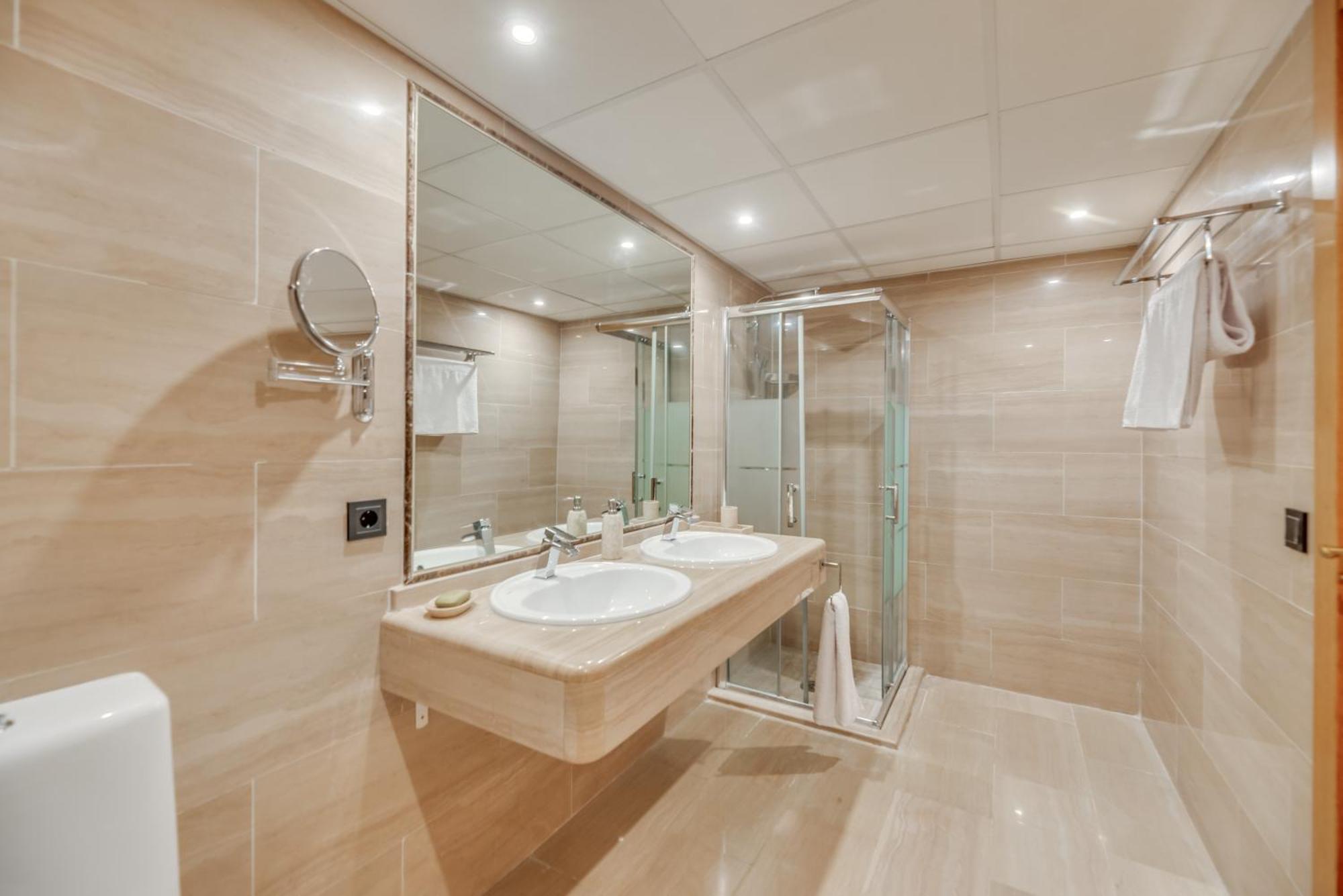 Luxury 4Bdr Penthouse With Sea Views Lägenhet Benalmádena Exteriör bild
